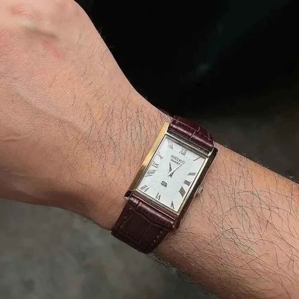 Vintage Style Seiko Quartz Mens Gold Watch & Brown accents W/ Leather Strap
